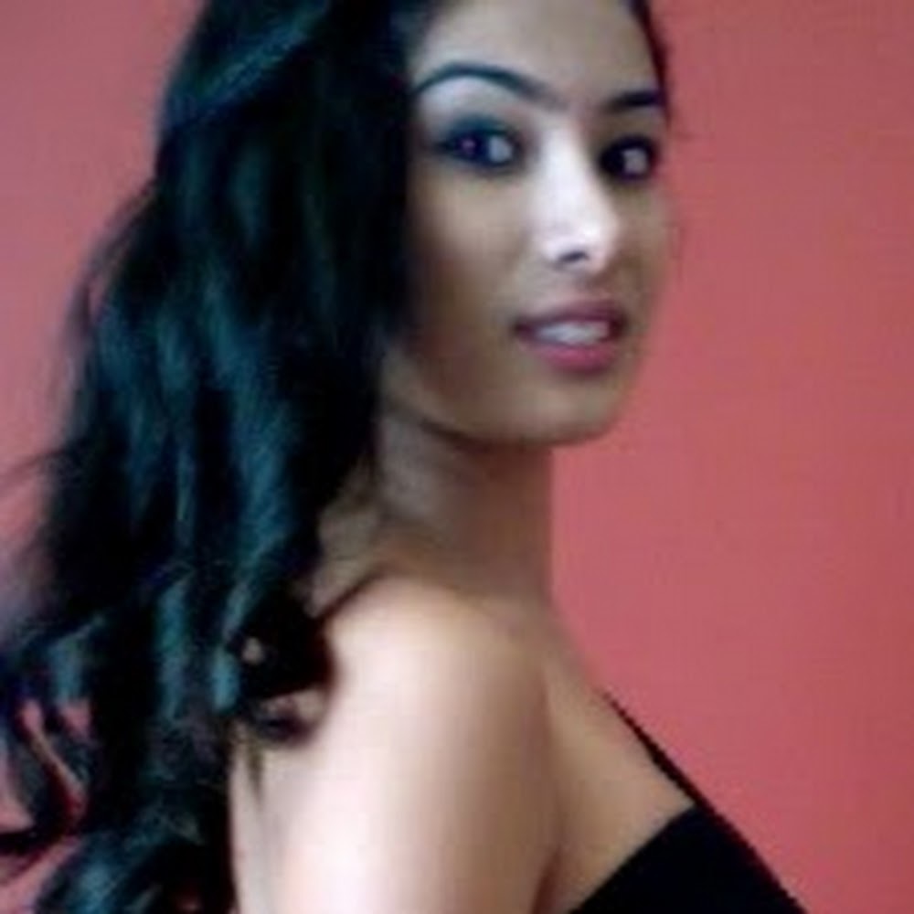 Meet your Posher, Varsha